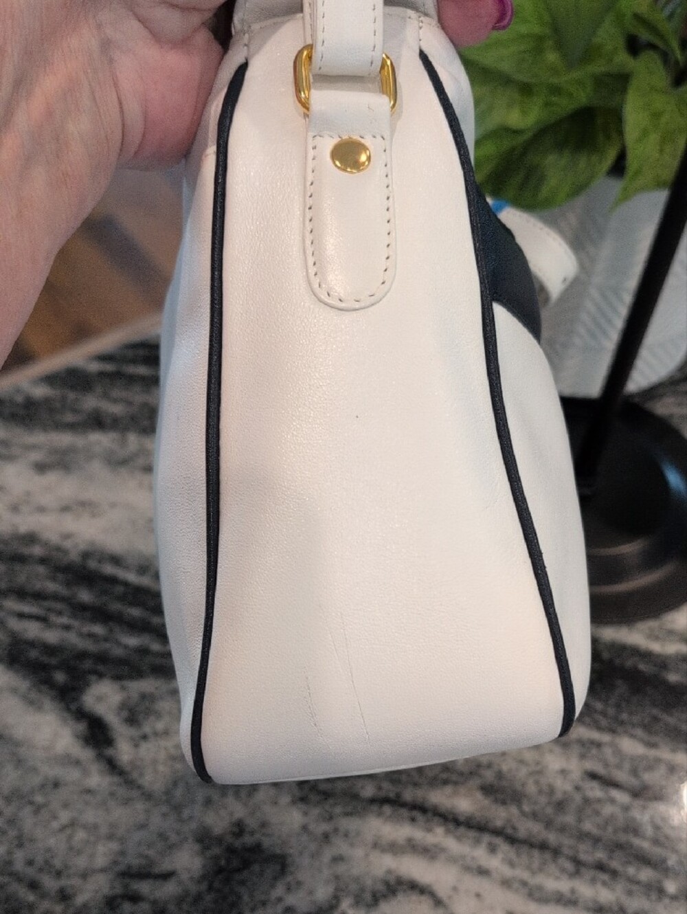 Etienne Aigner Cream and Black Leather Shoulder Bag with Matching Black Wallet - Picture 4 of 16
